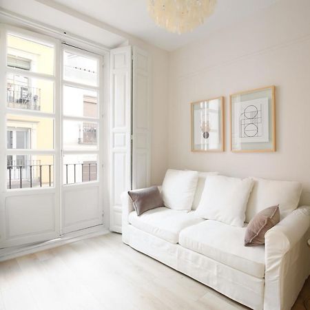 Staylish Studio Apartment In Malasana Madri Exterior foto