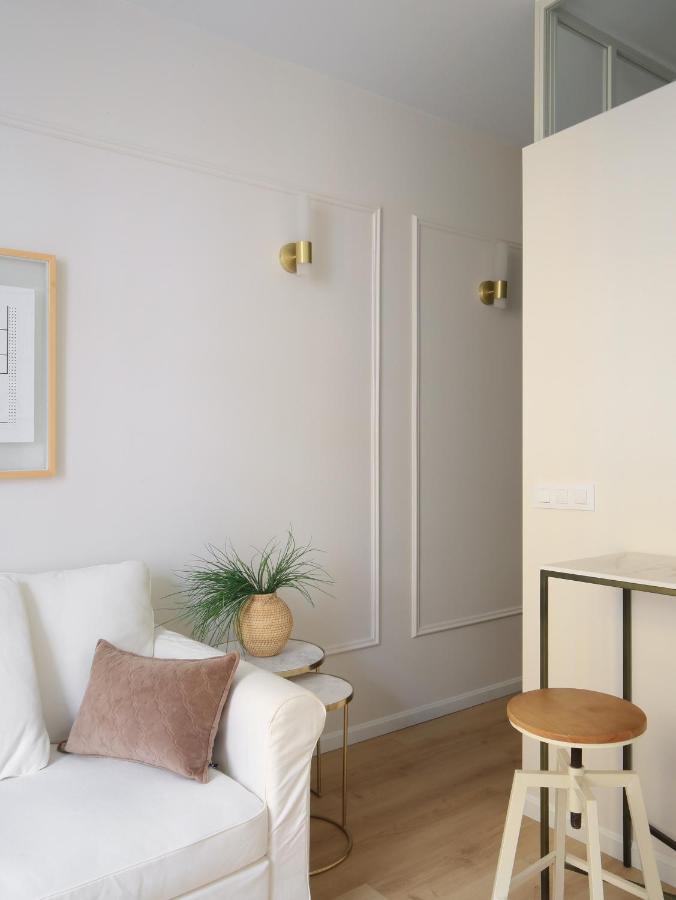 Staylish Studio Apartment In Malasana Madri Exterior foto