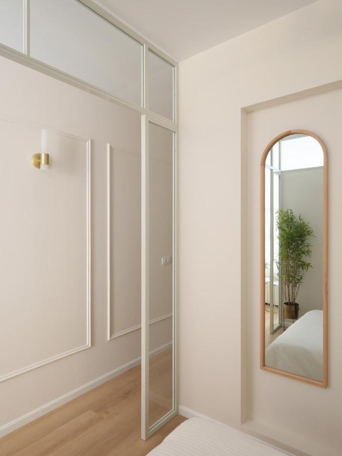 Staylish Studio Apartment In Malasana Madri Exterior foto