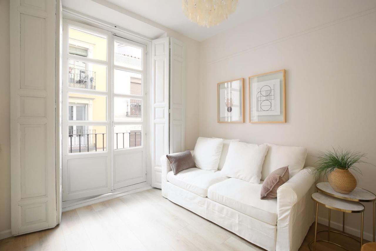 Staylish Studio Apartment In Malasana Madri Exterior foto