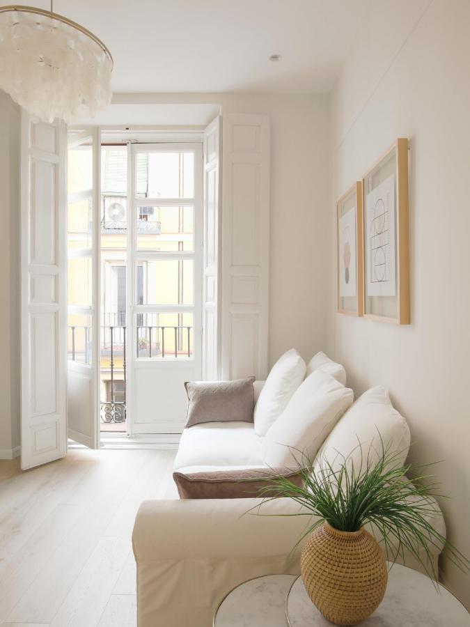 Staylish Studio Apartment In Malasana Madri Exterior foto